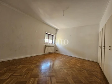 Apartamento T4 para Venda em Mesão Frio
