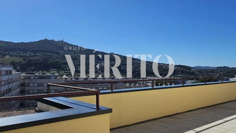 Apartamento T4 para Venda em Mesão Frio