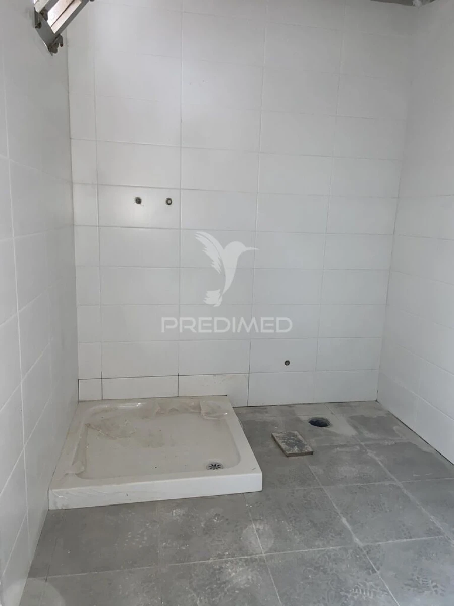 Apartamento T2 para Venda em Borba (São Bartolomeu) Foto 3