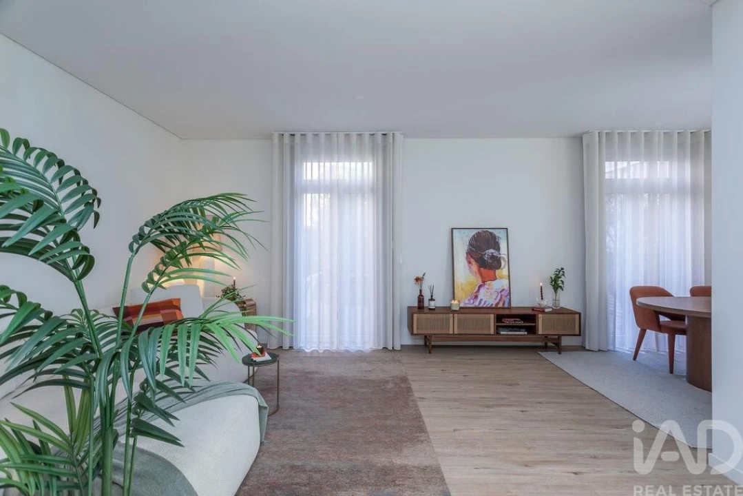 Apartamento T2 para Venda em Campolide Foto 7