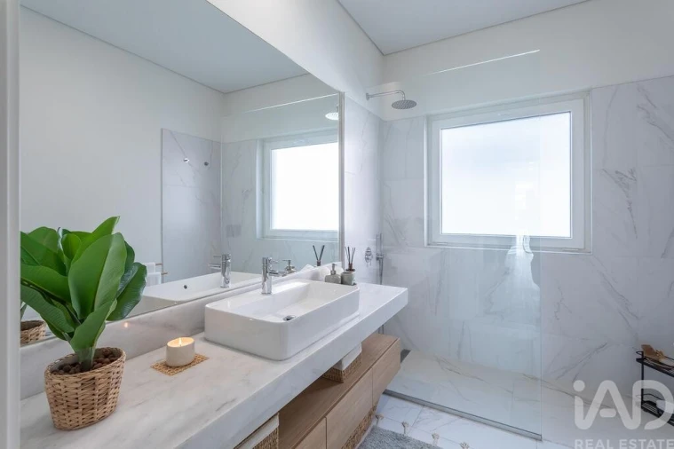 Apartamento T2 para Venda em Campolide Foto 21