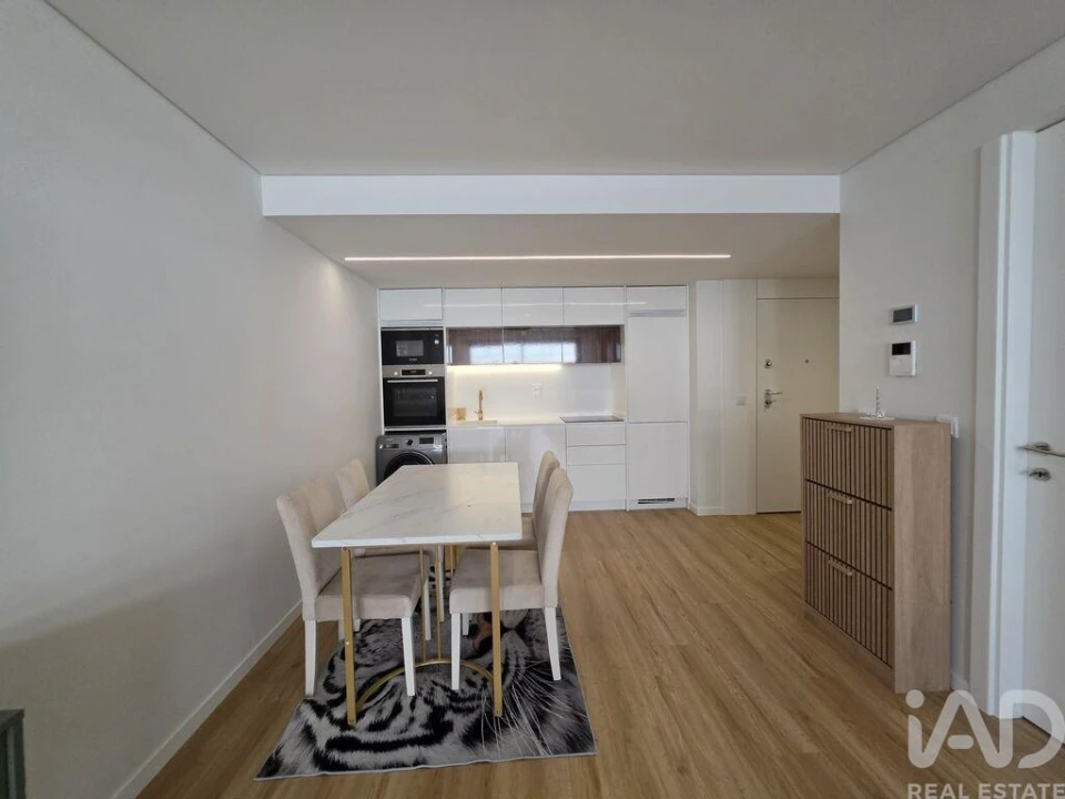 Apartamento T1 para Arrendamento em Mafamude e Vilar do Paraíso Foto 11