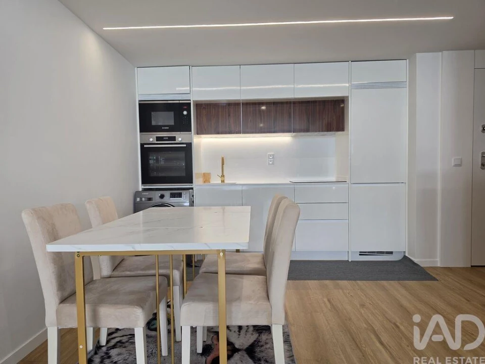 Apartamento T1 para Arrendamento em Mafamude e Vilar do Paraíso Foto 10