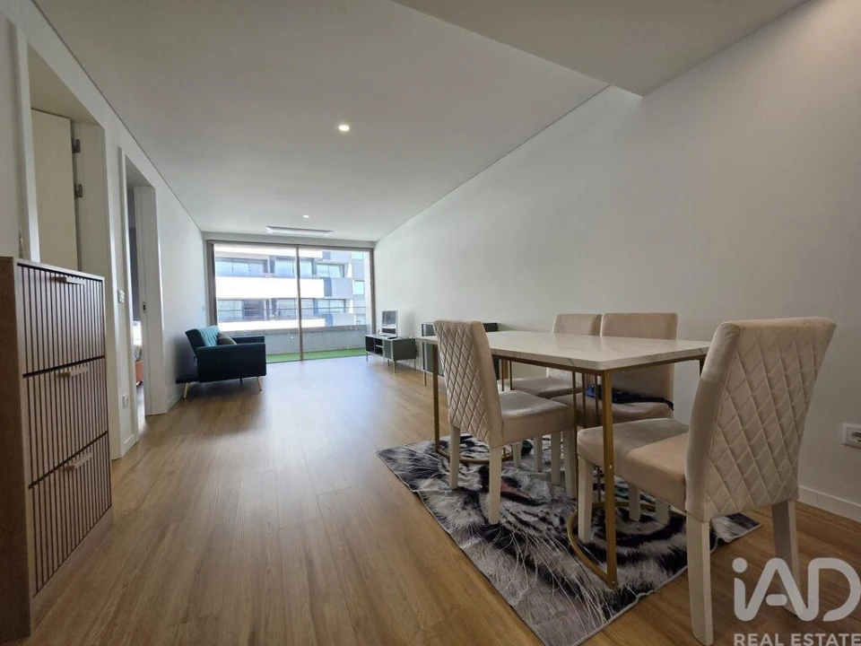 Apartamento T1 para Arrendamento em Mafamude e Vilar do Paraíso Foto 1