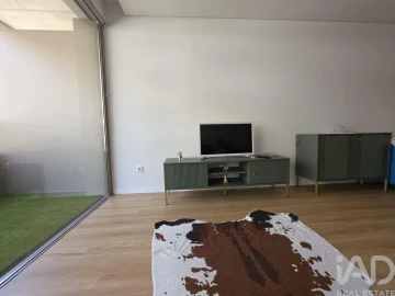 Apartamento T1 para Arrendamento em Mafamude e Vilar do Paraíso
