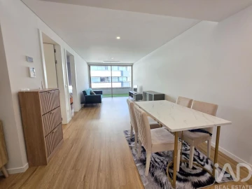 Apartamento T1 para Arrendamento em Mafamude e Vilar do Paraíso