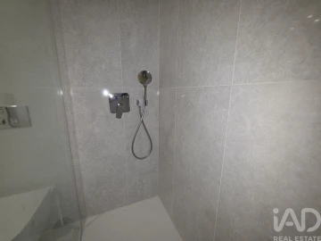 Apartamento T1 para Arrendamento em Mafamude e Vilar do Paraíso
