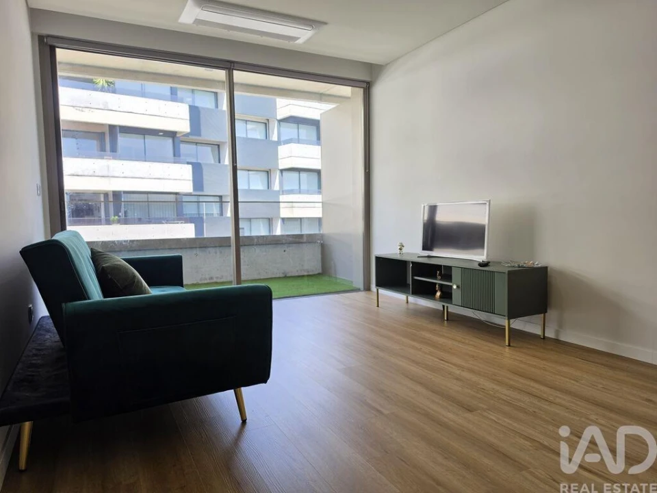 Apartamento T1 para Arrendamento em Mafamude e Vilar do Paraíso Foto 5