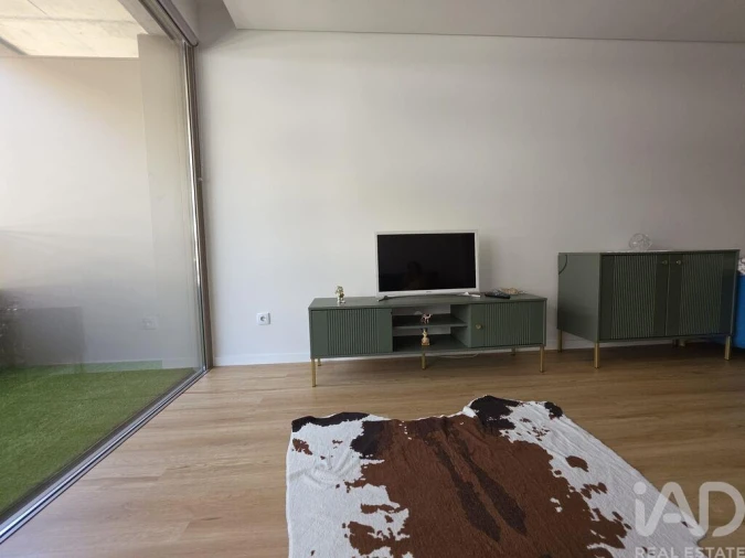 Apartamento T1 para Arrendamento em Mafamude e Vilar do Paraíso Foto 3