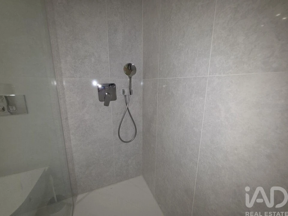 Apartamento T1 para Arrendamento em Mafamude e Vilar do Paraíso Foto 22