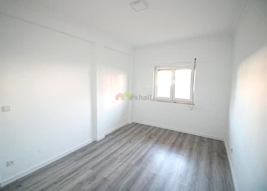 Apartamento T3 para Venda em Quinta do Conde