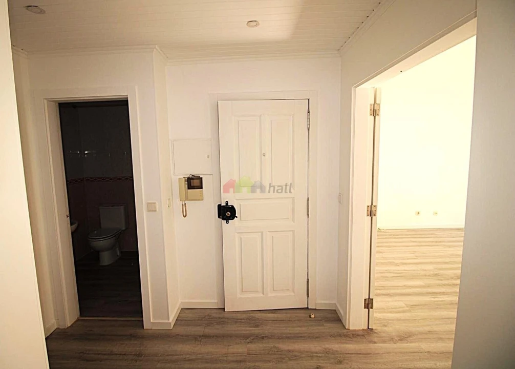 Apartamento T3 para Venda em Quinta do Conde Foto 6