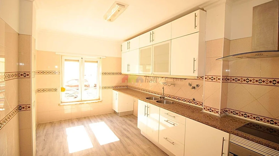Apartamento T3 para Venda em Quinta do Conde