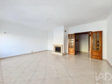 Apartamento T4 para Venda em Amora