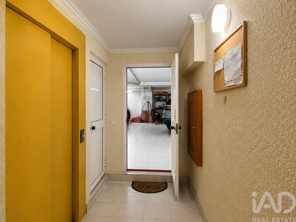 Apartamento T4 para Venda em Amora Foto 30