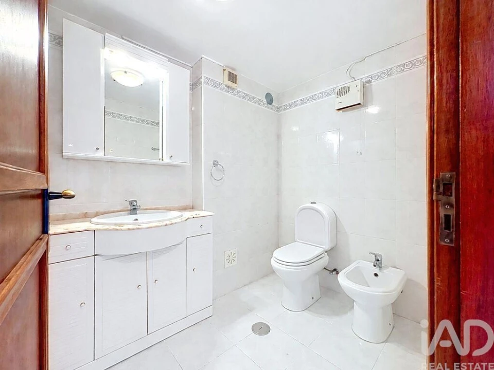 Apartamento T4 para Venda em Amora Foto 22