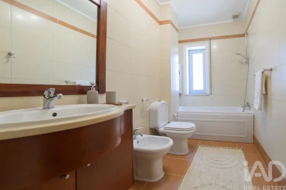 Apartamento T2 para Venda em Santa Maria da Feira, Travanca, Sanfins e Espargo