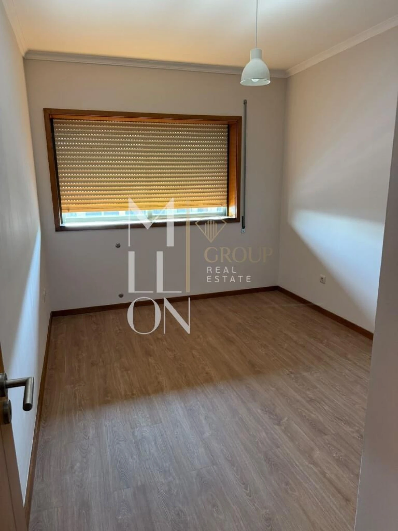 Apartamento T2 para Venda em Vilar de Andorinho Foto 15
