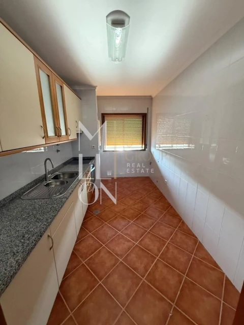 Apartamento T2 para Venda em Vilar de Andorinho