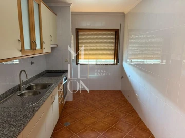 Apartamento T2 para Venda em Vilar de Andorinho