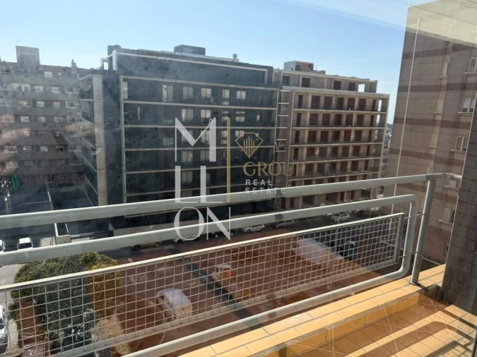 Apartamento T2 para Venda em Vilar de Andorinho Foto 4