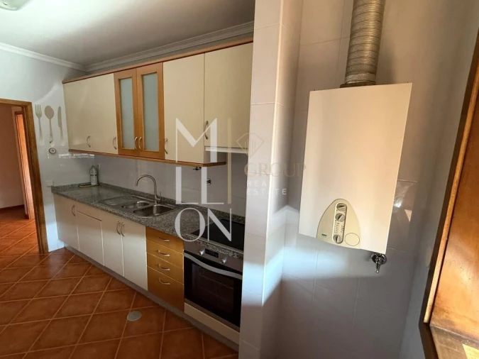 Apartamento T2 para Venda em Vilar de Andorinho Foto 6