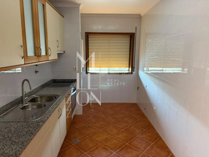 Apartamento T2 para Venda em Vilar de Andorinho Foto 20
