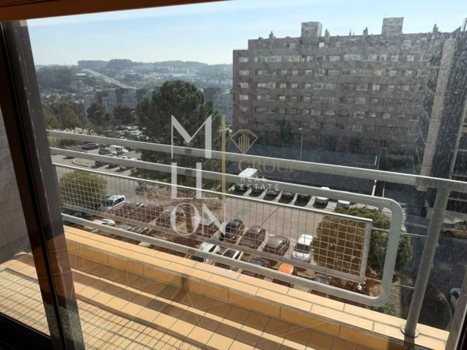 Apartamento T2 para Venda em Vilar de Andorinho Foto 5