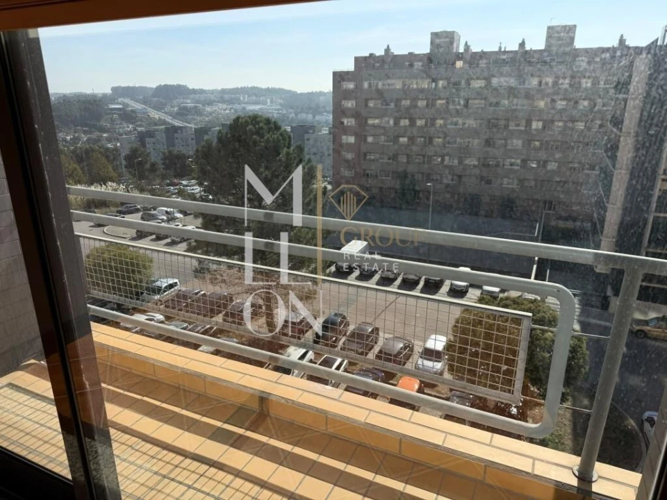 Apartamento T2 para Venda em Vilar de Andorinho Foto 5