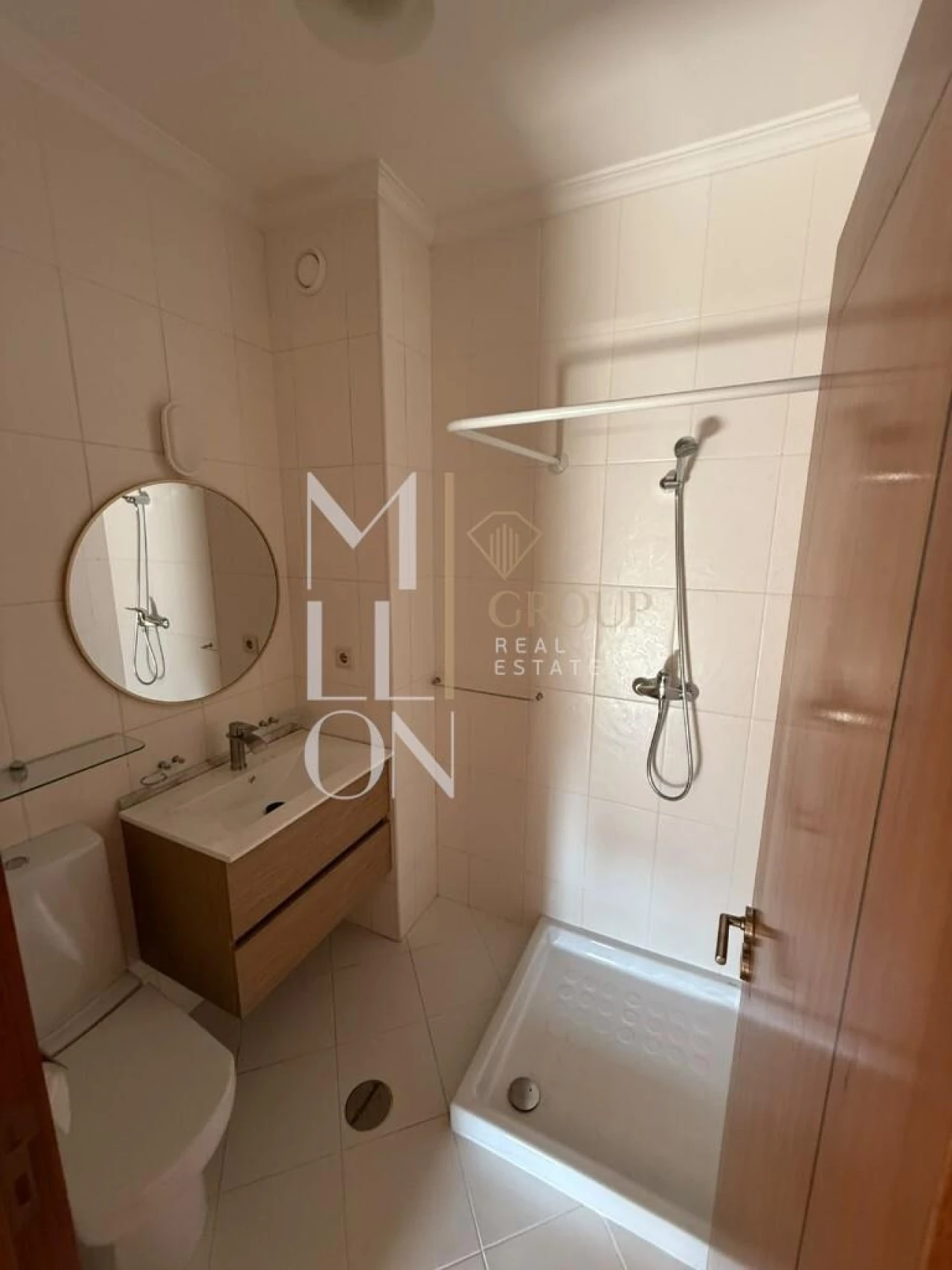 Apartamento T2 para Venda em Vilar de Andorinho Foto 18