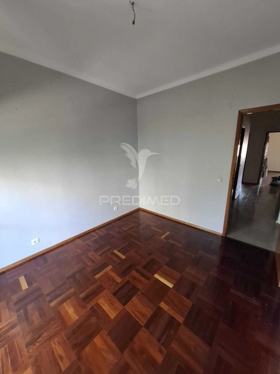 Apartamento T3 para Venda em Rio Maior Foto 13