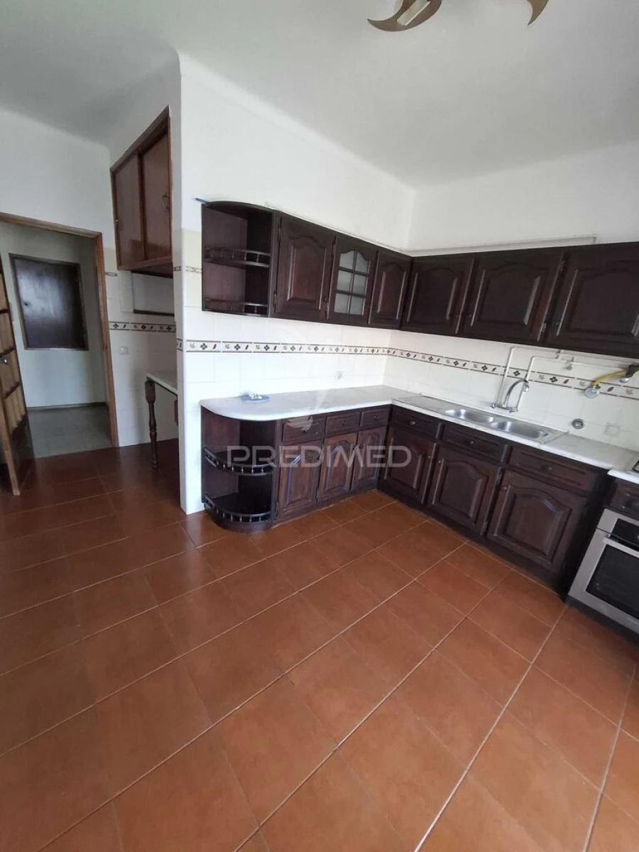 Apartamento T3 para Venda em Rio Maior Foto 6