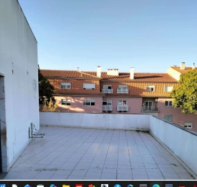 Escritório para Arrendamento em São Domingos de Rana