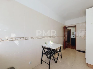 Apartamento T3 para Venda em Mina de Água