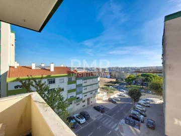 Apartamento T3 para Venda em Mina de Água