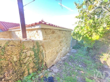 Moradia T2 para Venda em Loivo