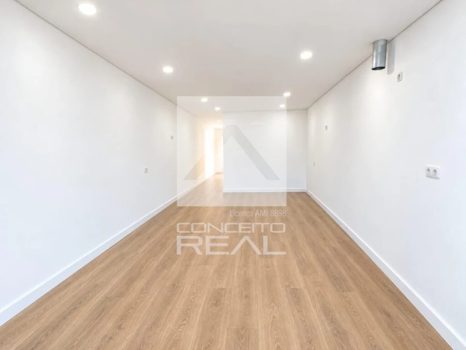 Moradia T3 para Venda em Mafamude e Vilar do Paraíso Foto 4