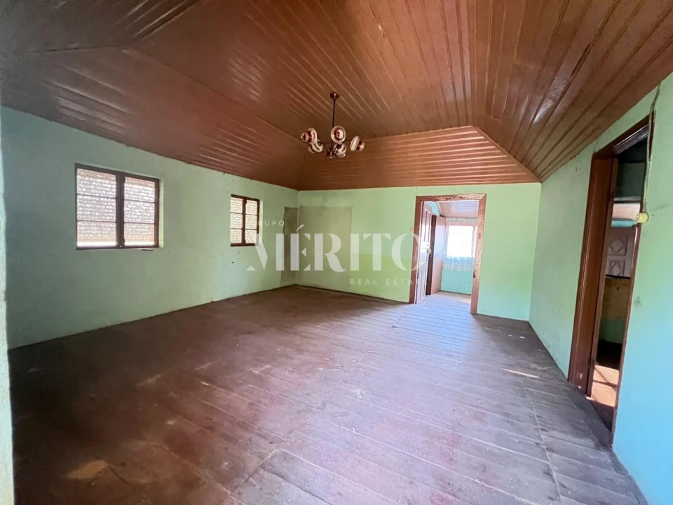 Moradia T2 para Venda em Goães Foto 3