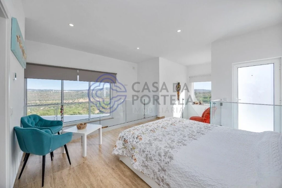 Moradia T1 para Venda em Querença, Tôr e Benafim Foto 14