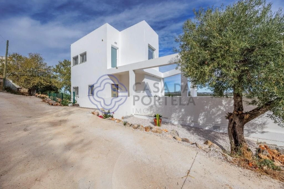 Moradia T1 para Venda em Querença, Tôr e Benafim Foto 1