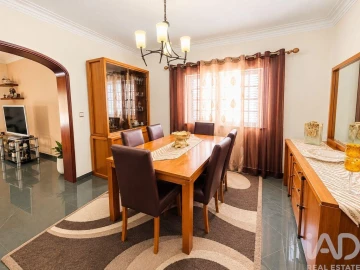 Moradia T5 para Venda em Beja (Salvador e Santa Maria da Feira)