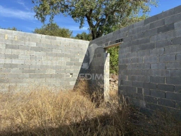 Quinta T3 para Venda em Conceição e Estoi