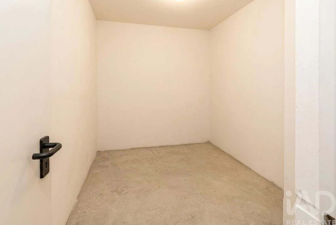 Apartamento T2 para Venda em Quarteira Foto 15