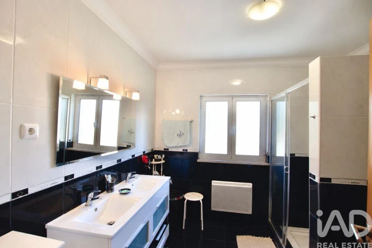 Moradia T1 para Venda em Cabanas de Viriato Foto 7