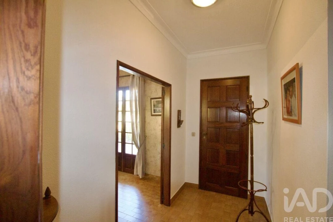 Moradia T3 para Venda em Cabanas de Viriato Foto 6