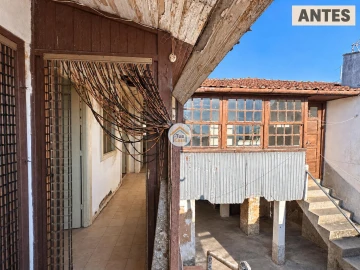 Moradia T3 para Venda em Sandim, Olival, Lever e Crestuma