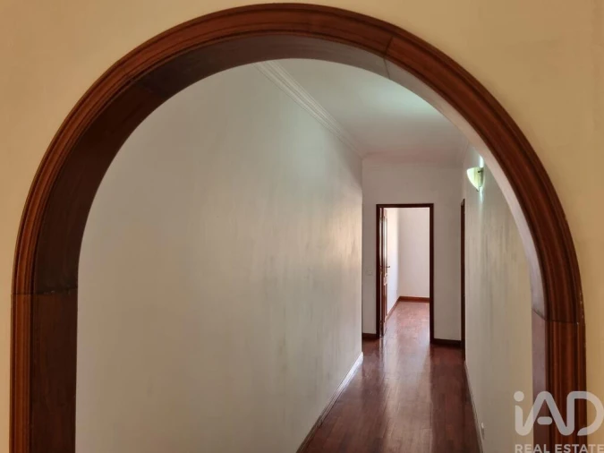 Apartamento T3 para Arrendamento em Poiares (Santo Andre) Foto 17