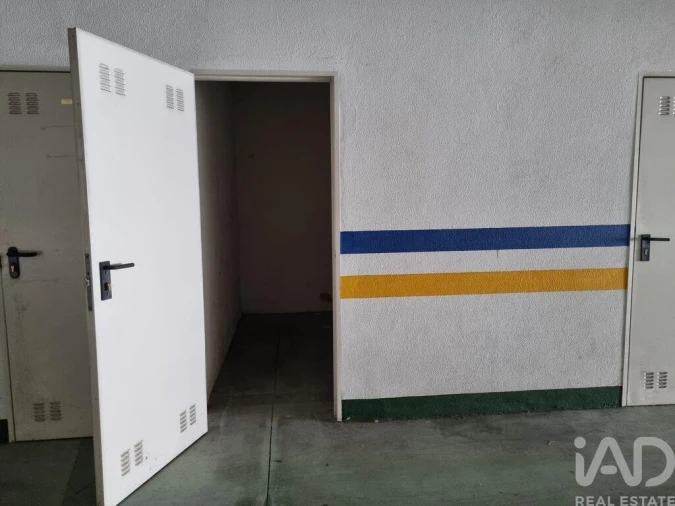 Apartamento T3 para Arrendamento em Poiares (Santo Andre) Foto 29