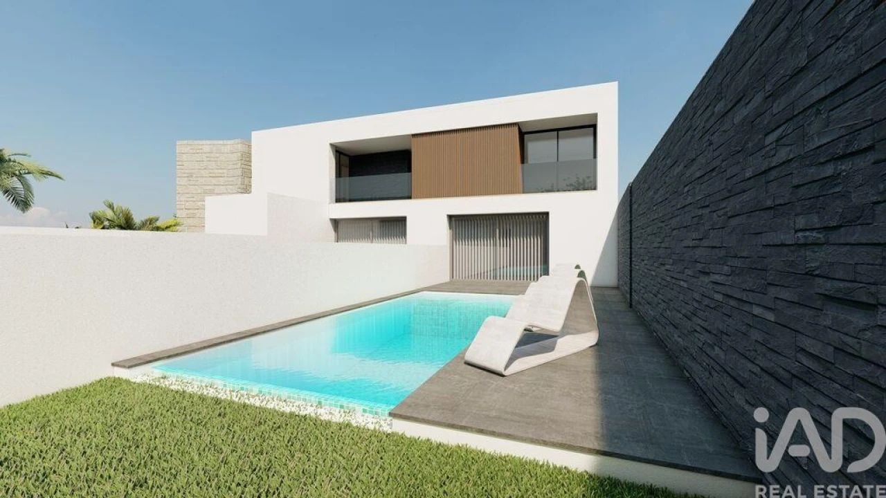Moradia T3 para Venda em Palmeira de Faro e Curvos Foto 6