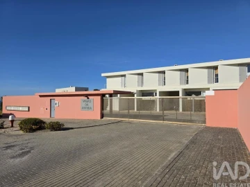 Moradia para Venda em A dos Cunhados e Maceira